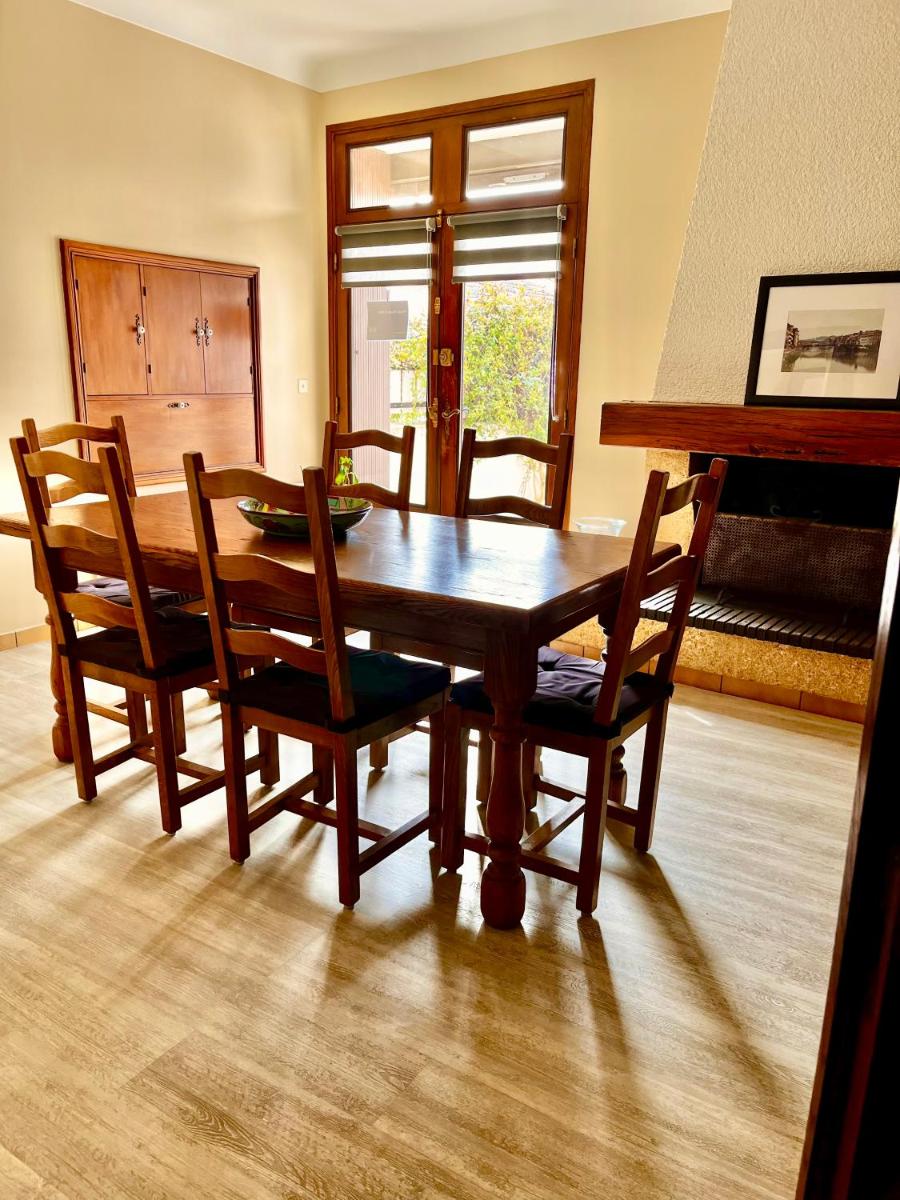 Private Rooms &amp; Bath - Housity