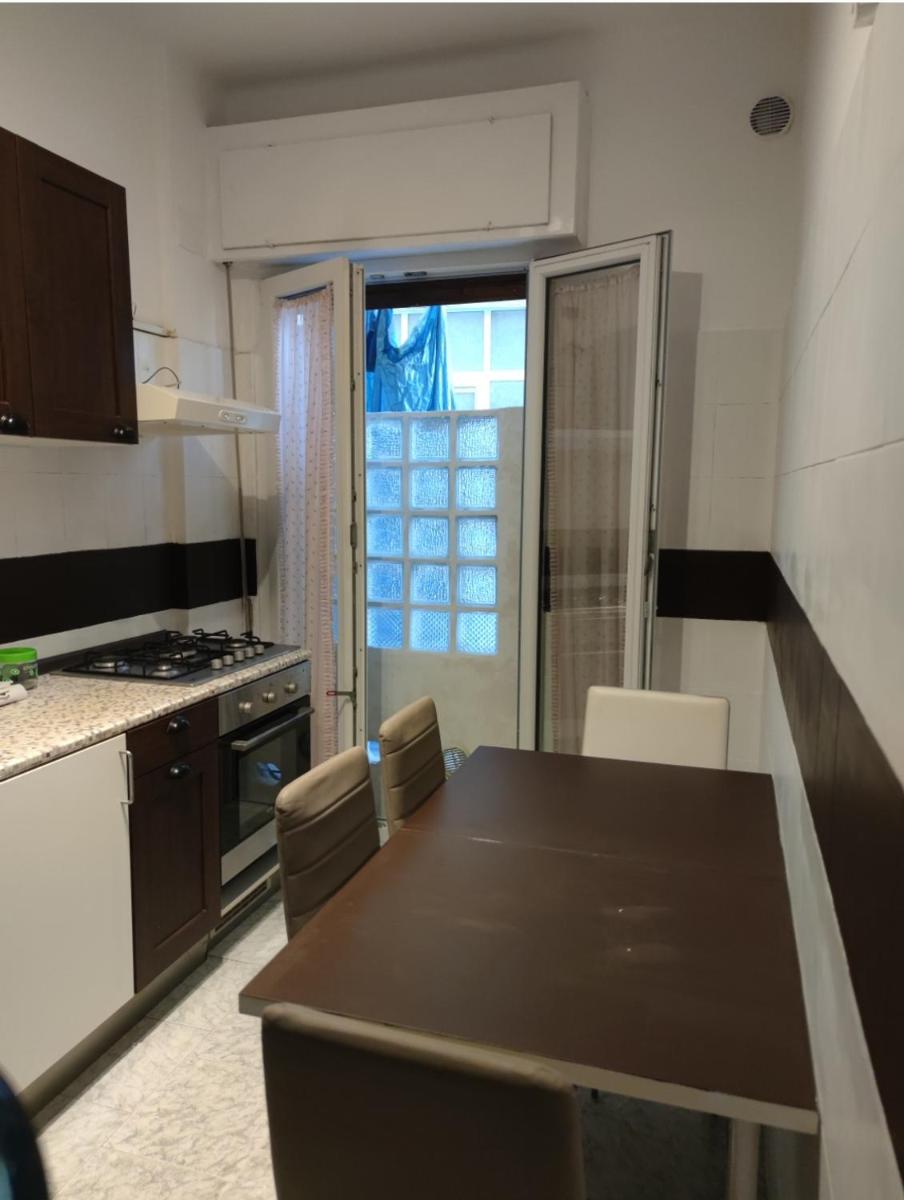 Dream House Toti - Near Central Railway Station Renewed - Hizvo