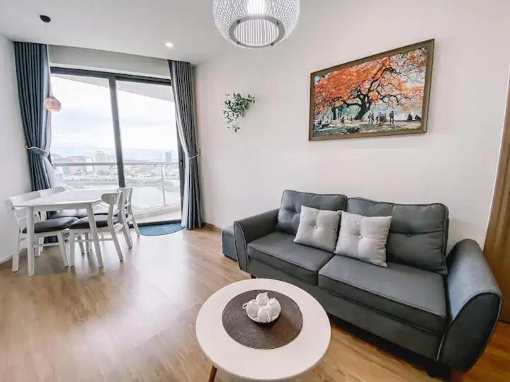 Căn hộ view đẹp Vịnh Hạ Long - Housity
