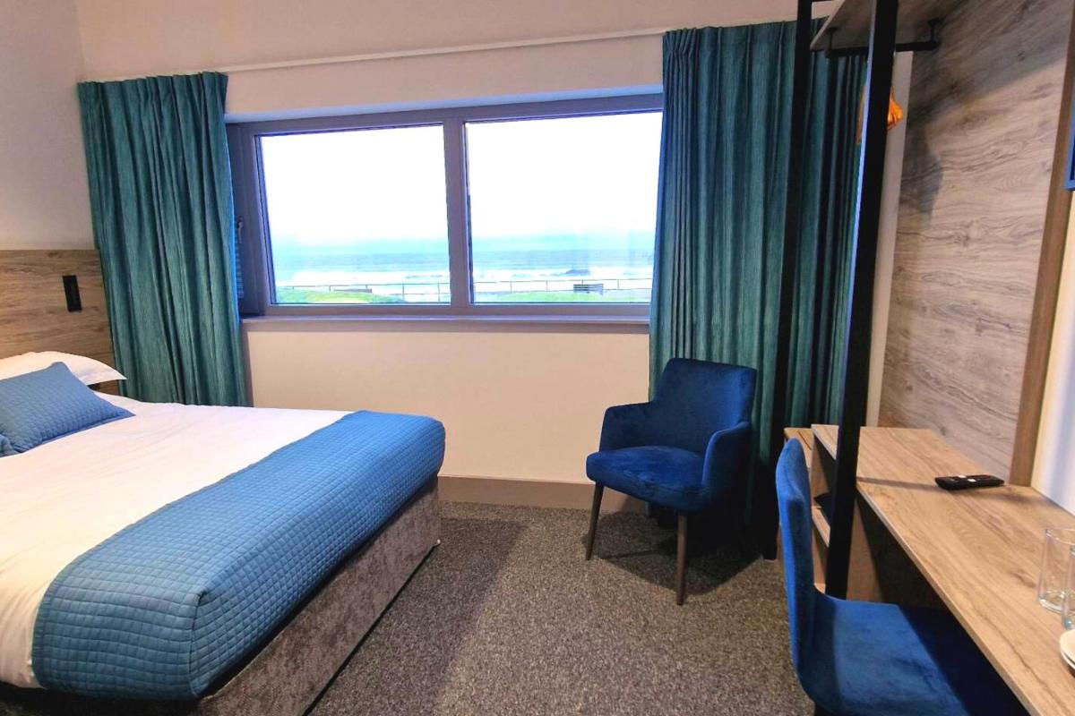 Caban, Pendine Sands - Housity