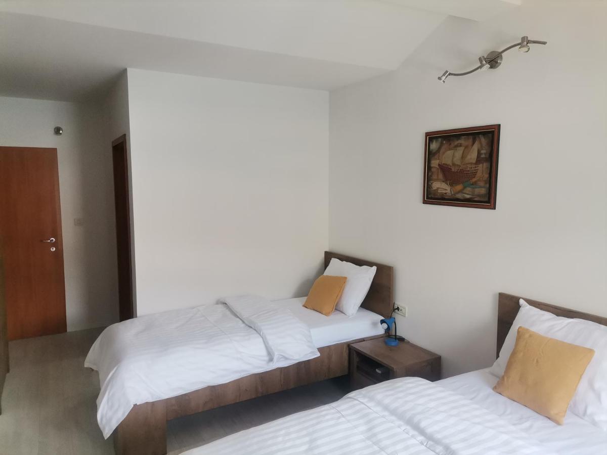 Suitetrails - Apartments and Rooms Maritimo