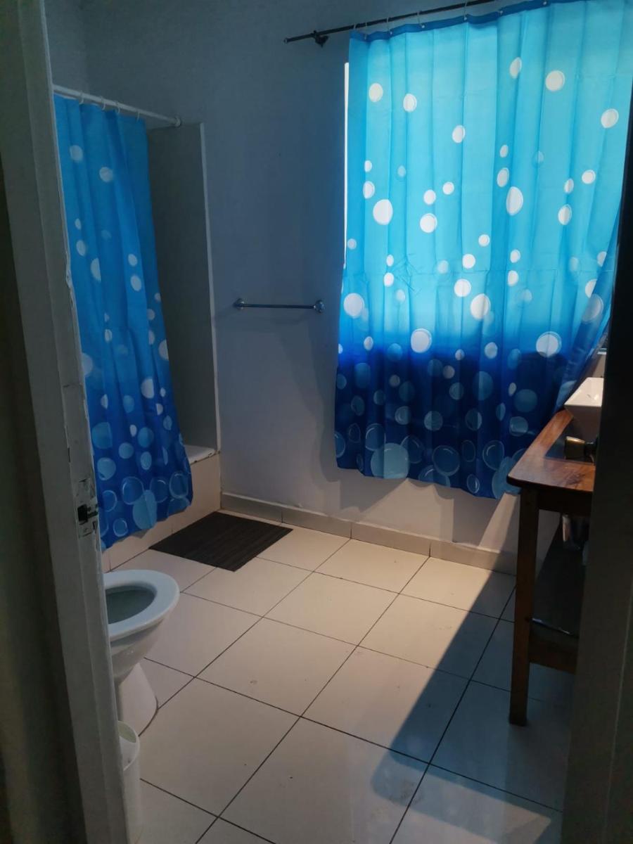 Alojamiento cómodo céntrico con piscina - Housity