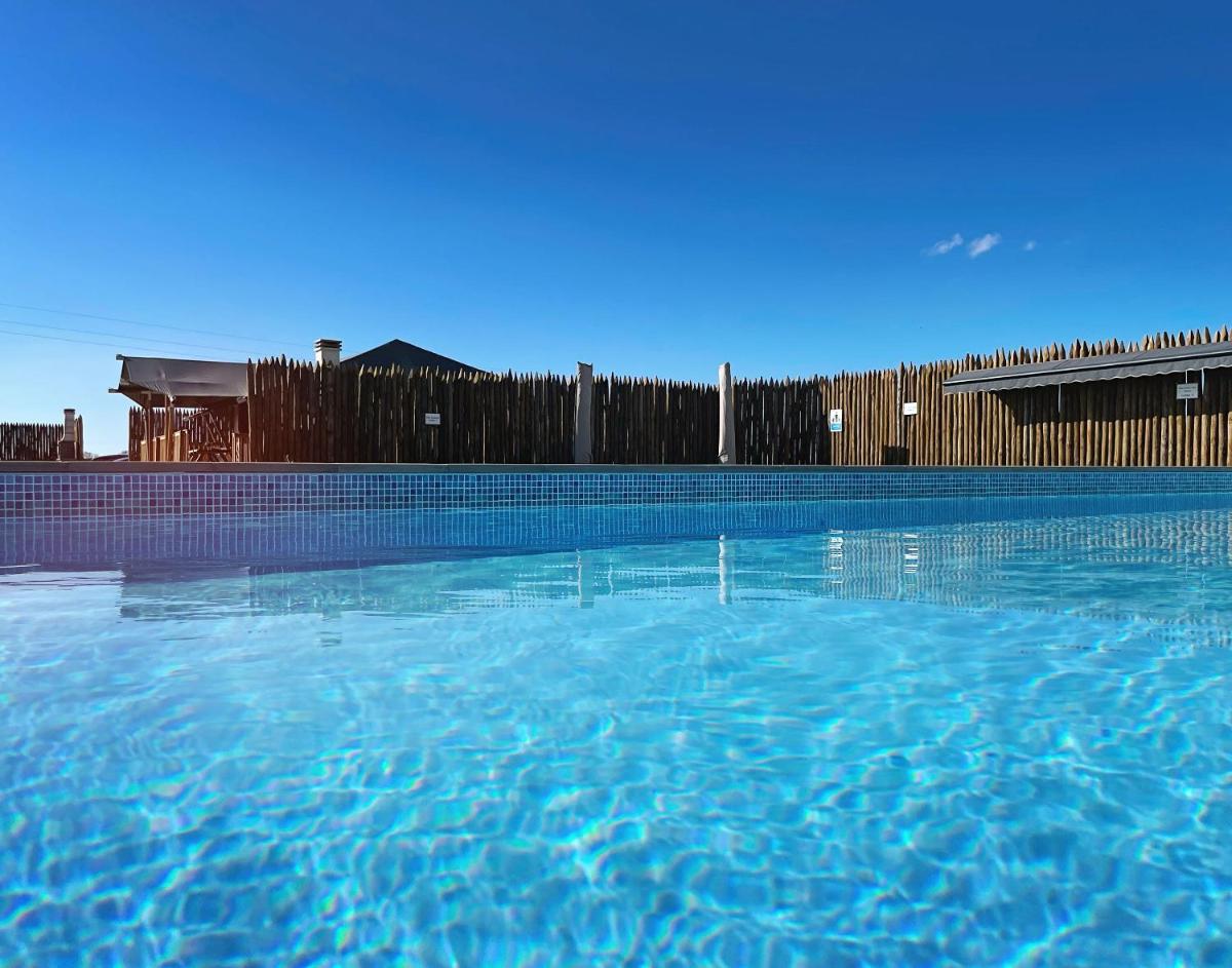 Kuanza Farmhouse and Lodge - Housity