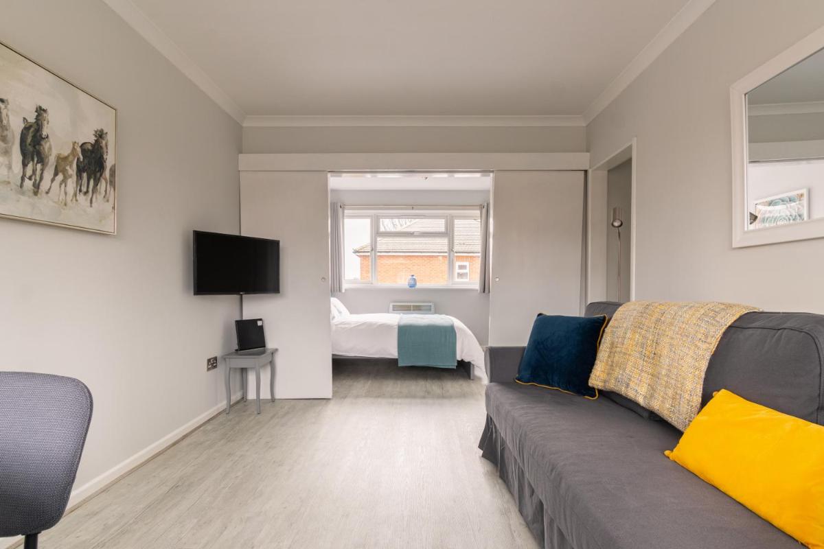 Racecourse Revelation! Free parking - Housity