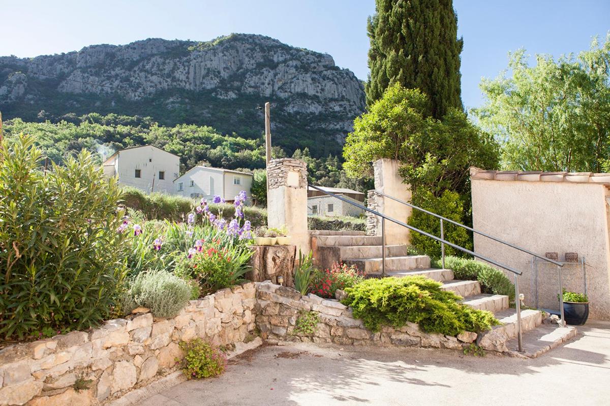 Auberge De La Vallee - Housity