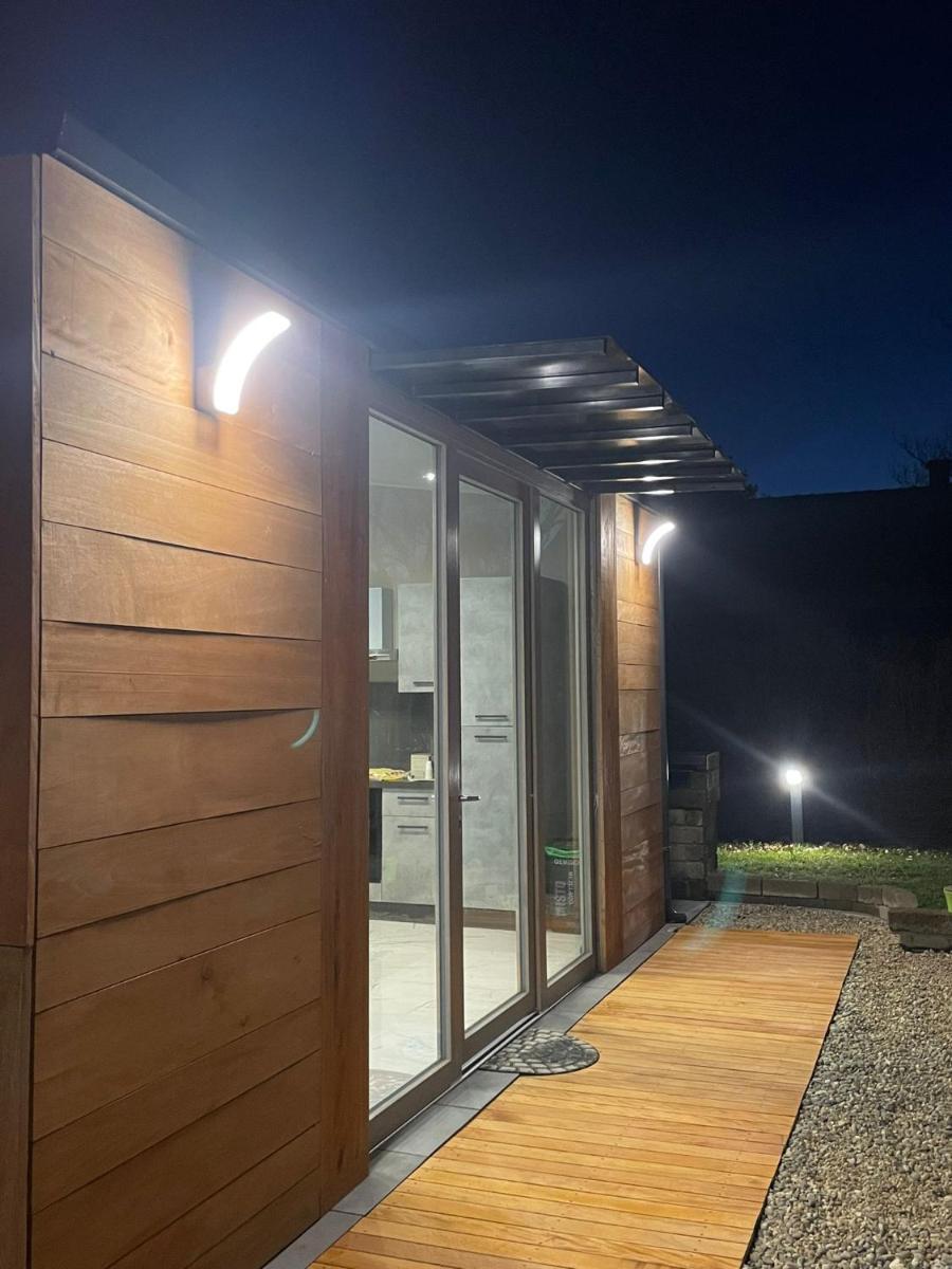 Dépendance in villa - Housity