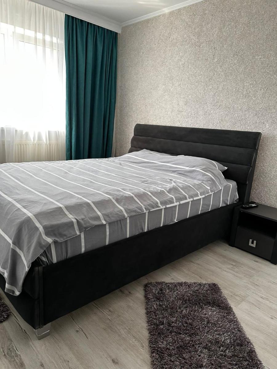 Luxury House - Housity
