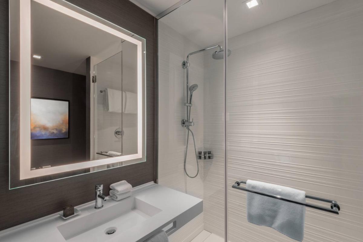 AC Hotel by Marriott Denver Downtown - Housity