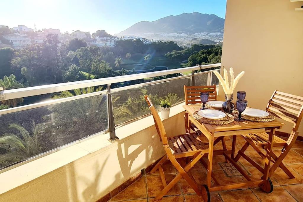 Soleado apartamento Golf y a 900 m de la playa - Housity