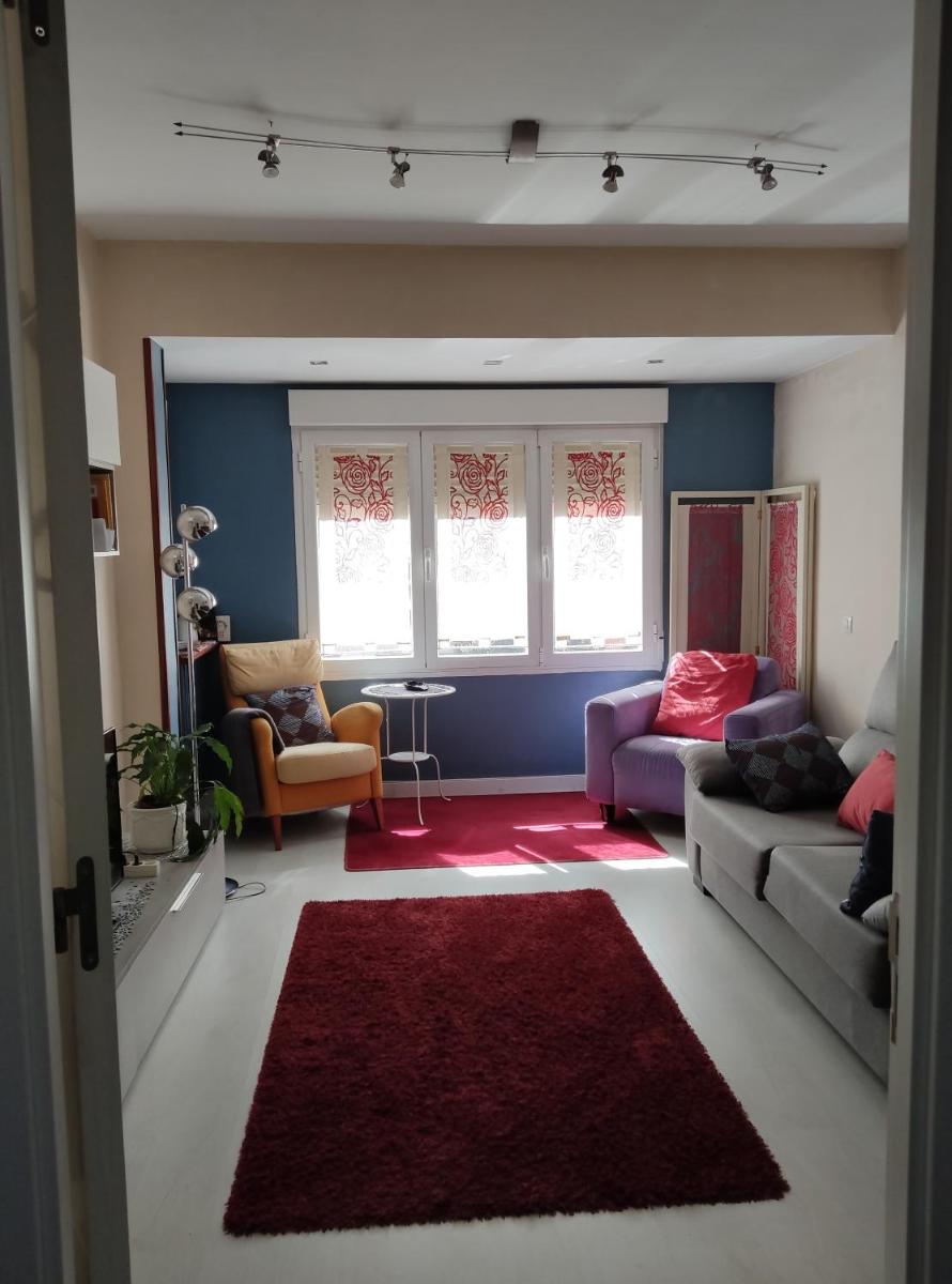 Apartamento Centro ,,,Gallarza !!! PARKING PRIVADO GRATUITO!! - Housity