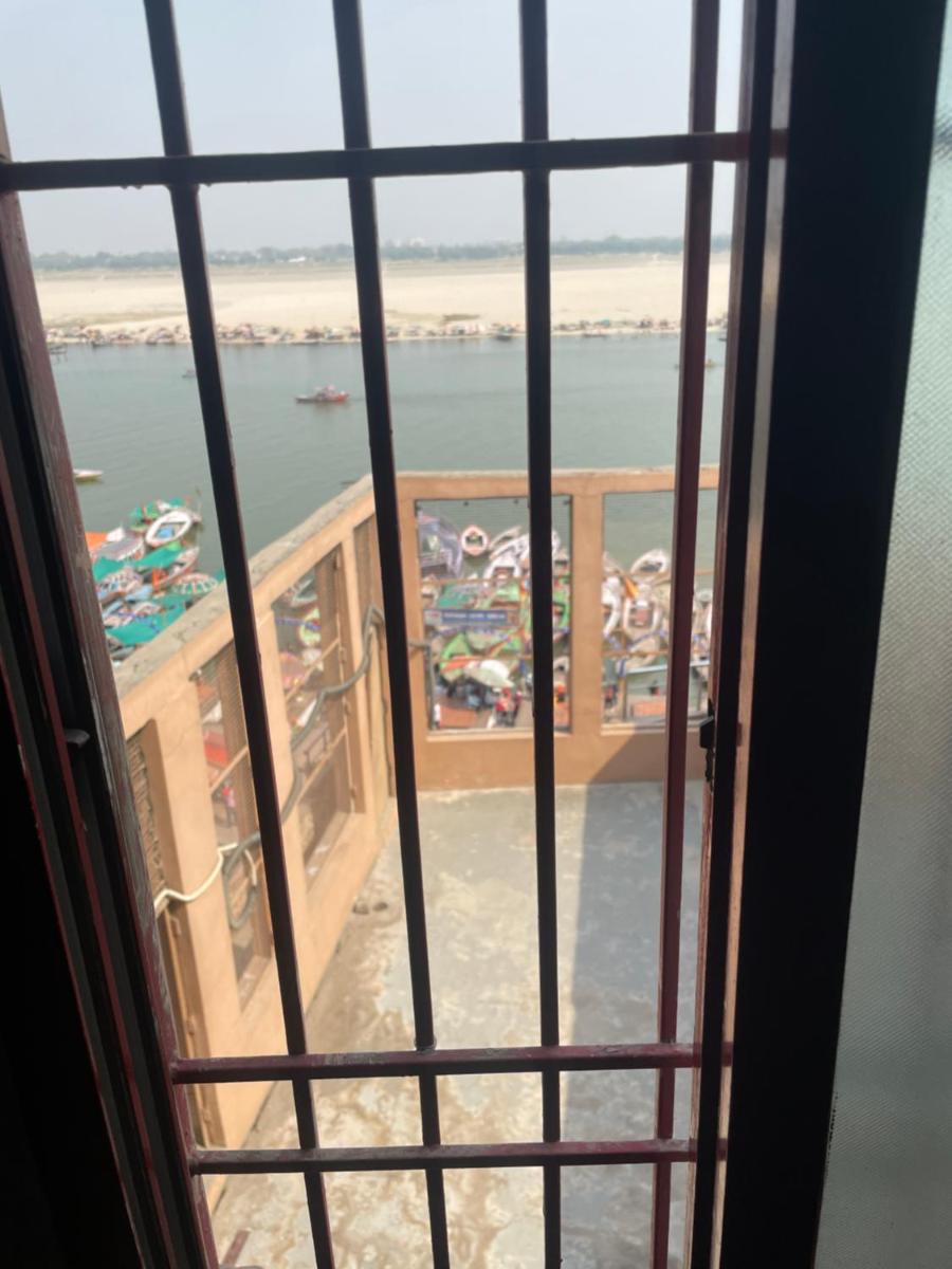 Shri Guest House - Housity