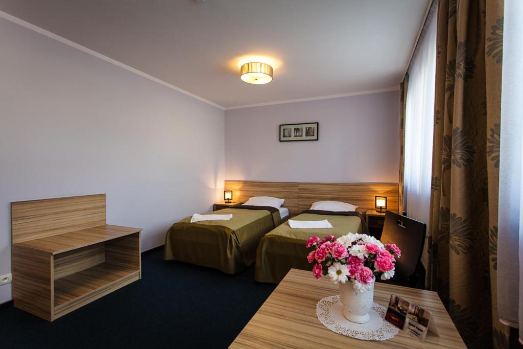 Hotel Alpex View - Housity
