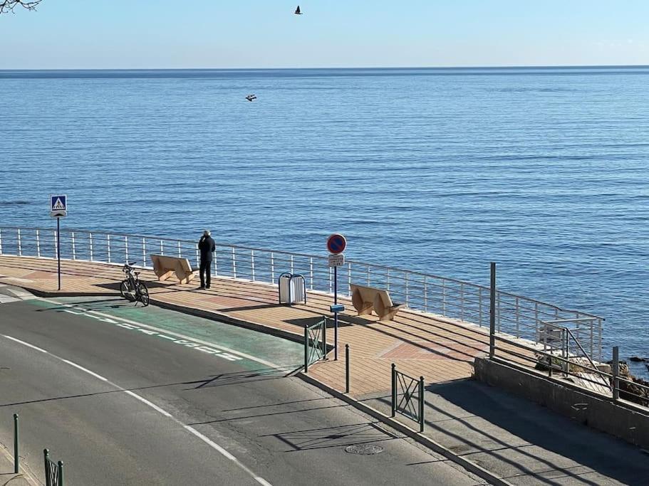 Appartement Vue Mer Golfe de Saint-Tropez - Housity