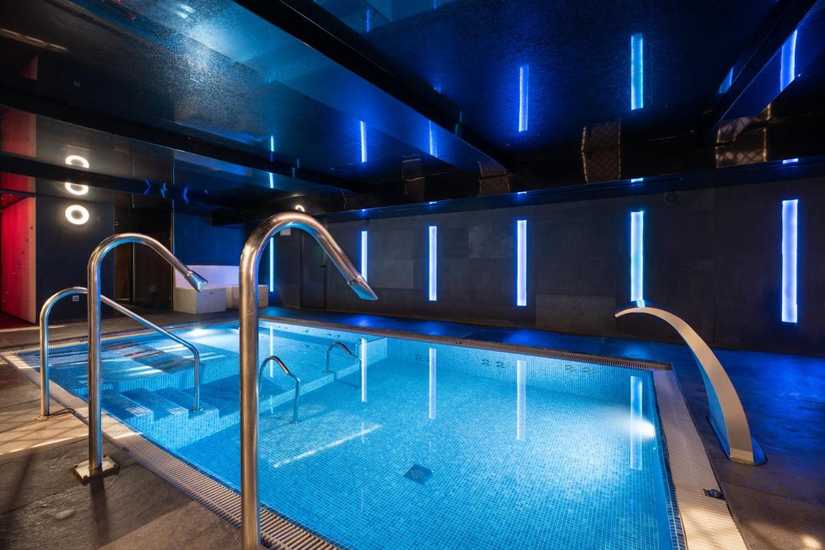 Piscina en o cerca de Eurostars Vía de la Plata