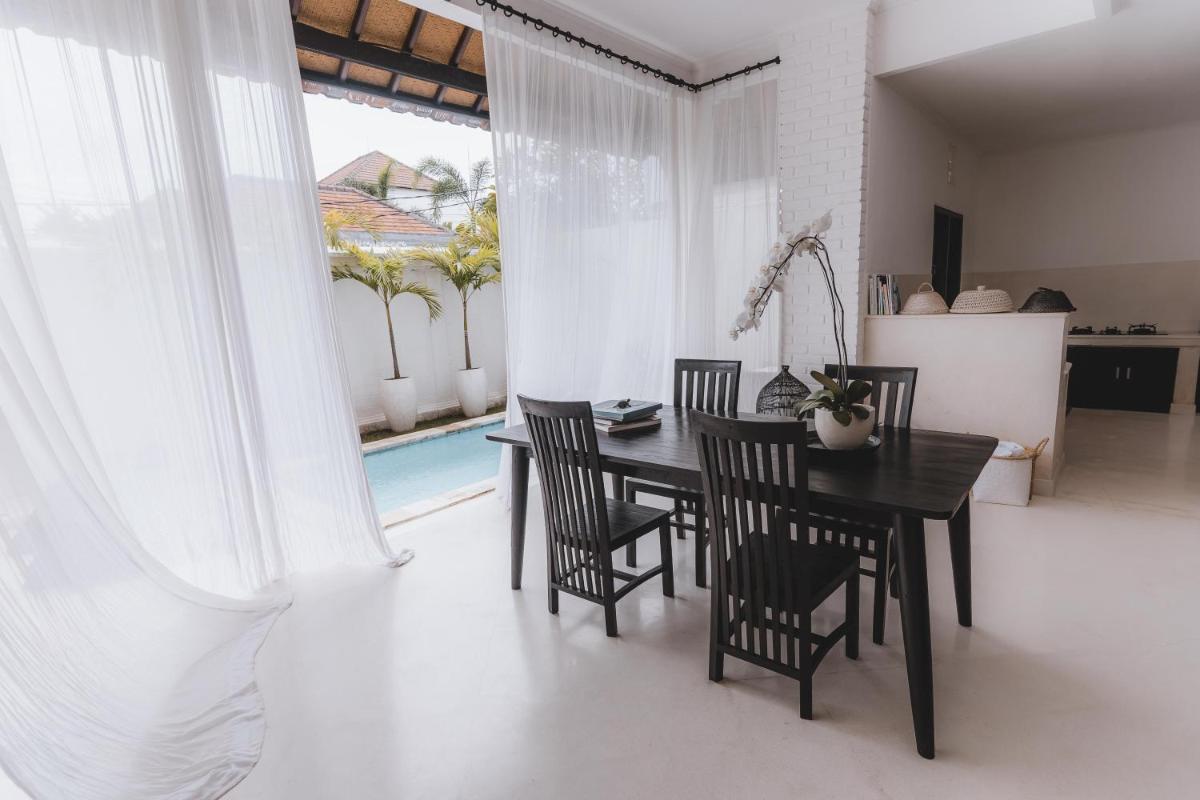 Villa Manis Kecil - Housity