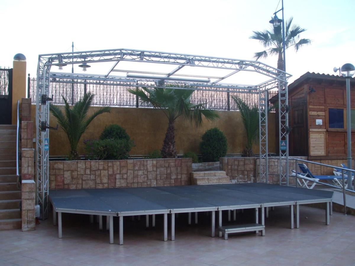 Instalaciones para jugar al ping pong en Gran Hotel Peñiscola o alrededores