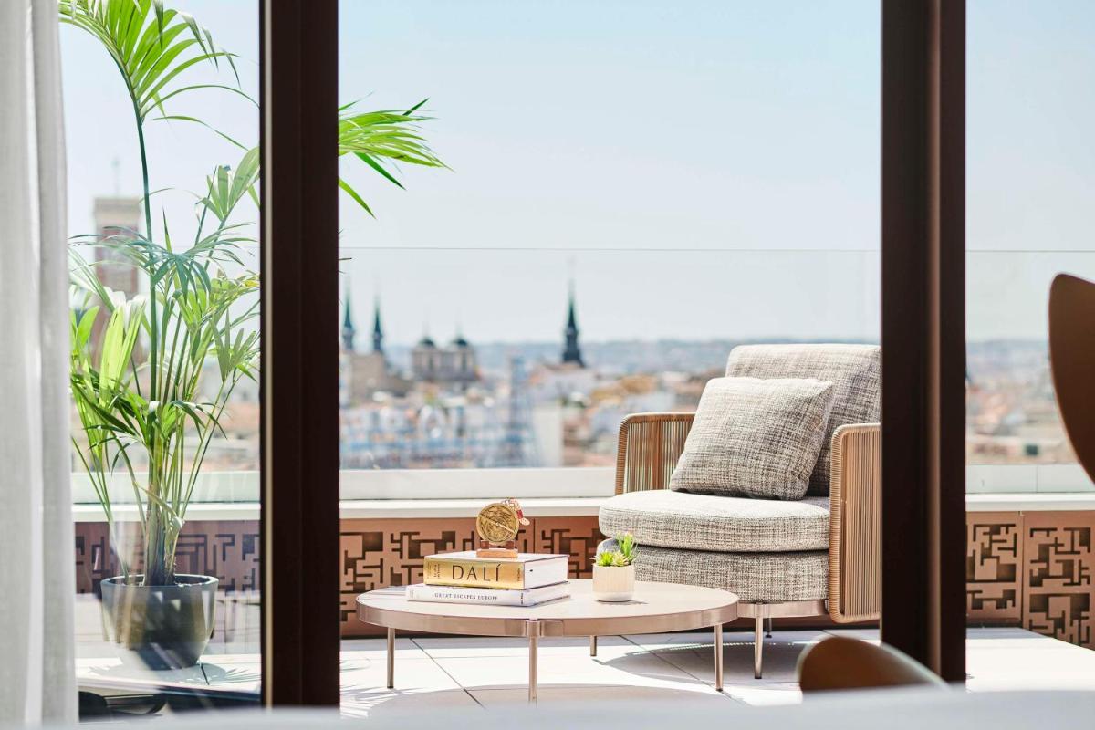 Zona de estar de Thompson Madrid, by Hyatt