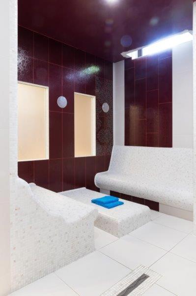 Golden Ball Club - Housity