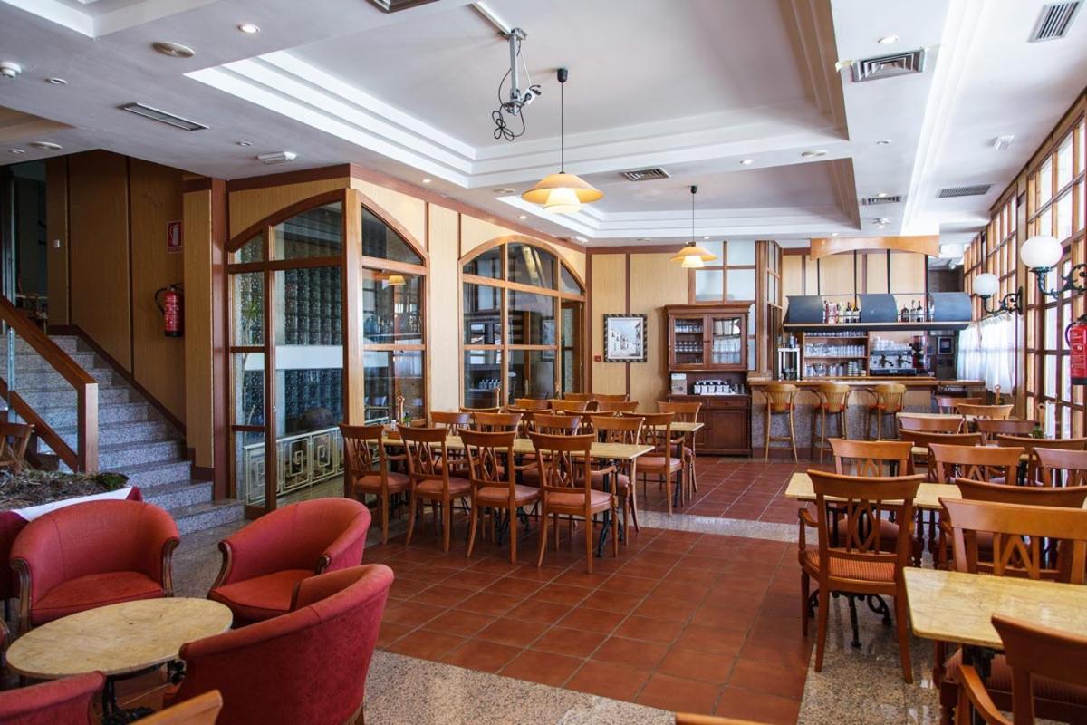 Hotel El Gamo - Housity