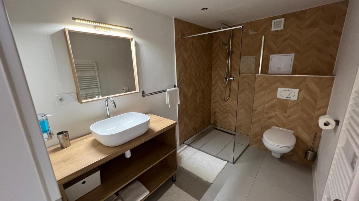Franco Apartments - Hizvo