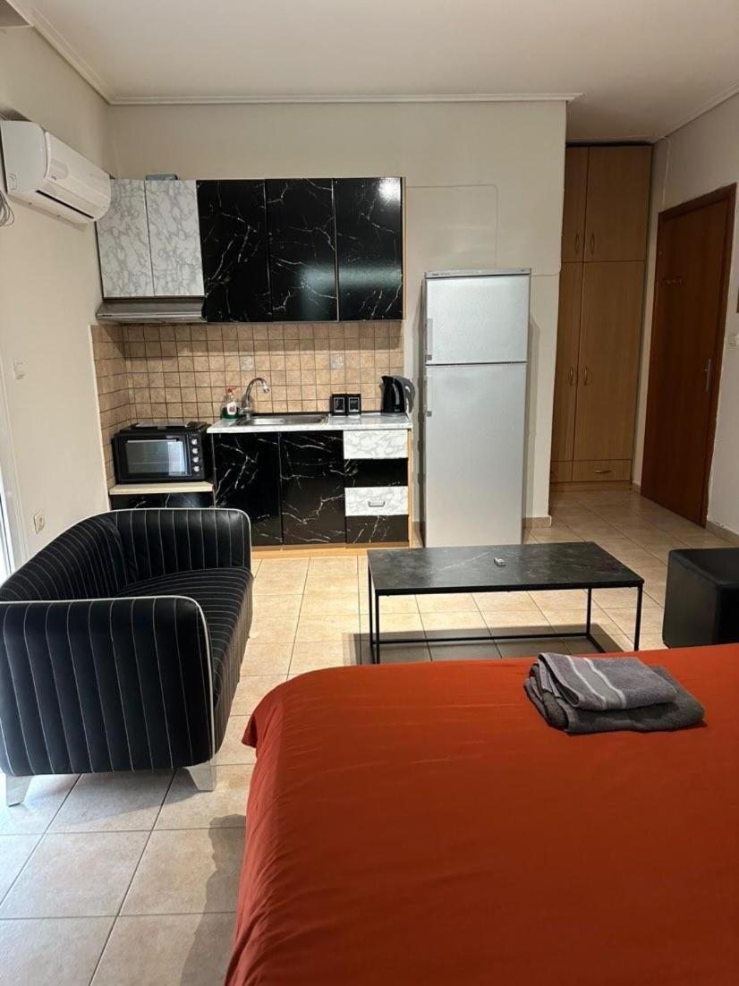Larisa City Apartments 1 - Housity