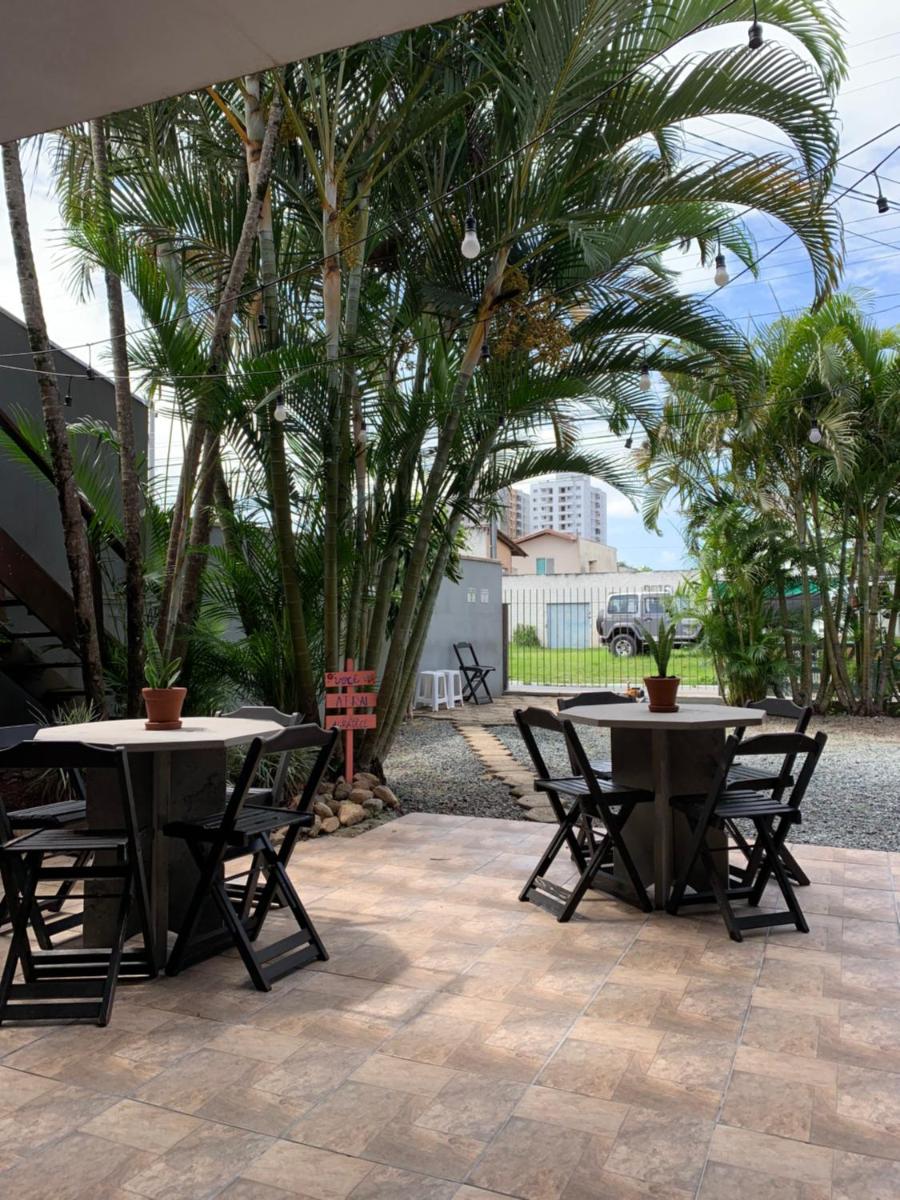 Fica, Vai ter Bolo Hostel - Housity