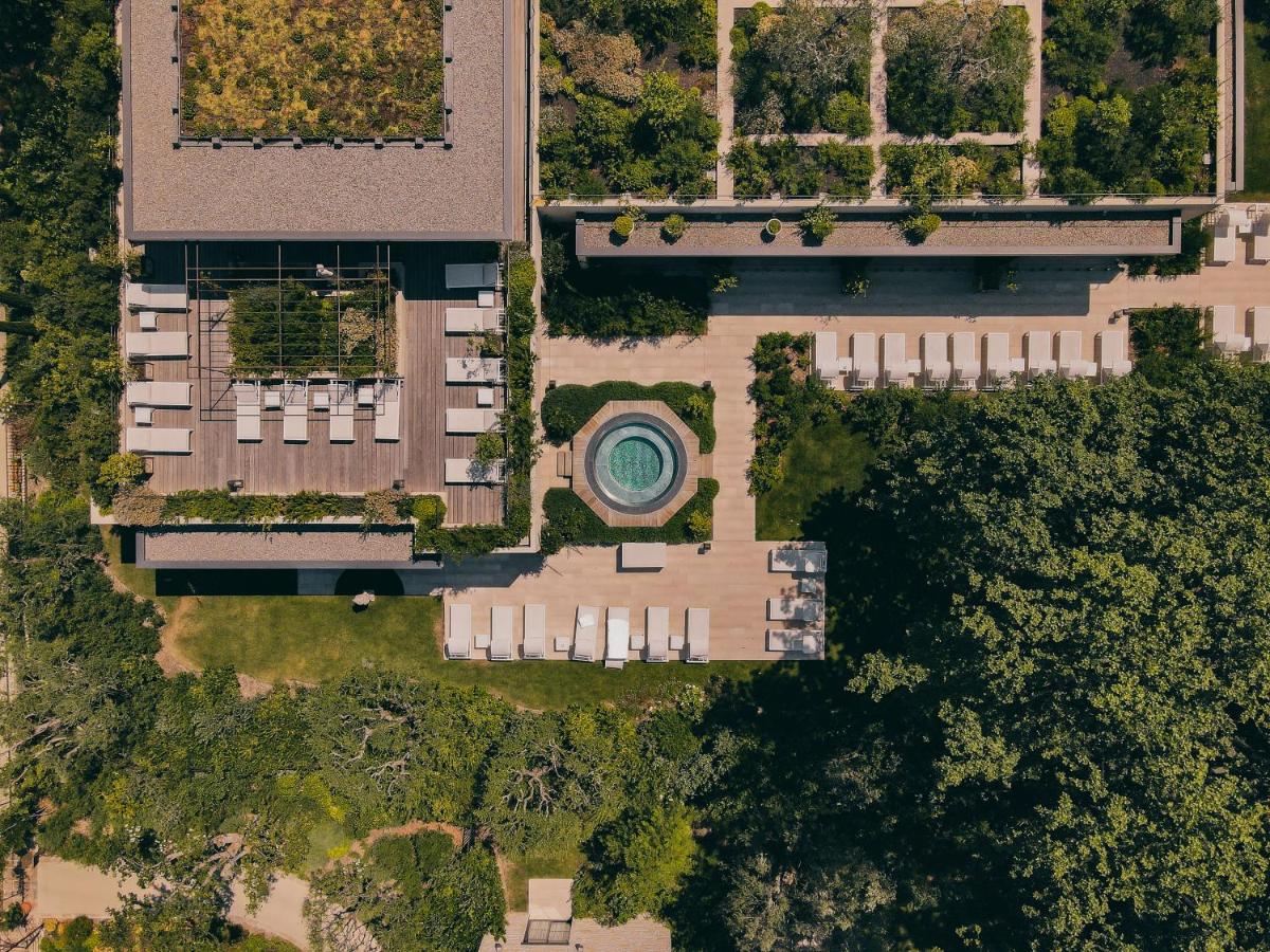 Piscine de l'établissement Domaine du Mas De Pierre ou située à proximité