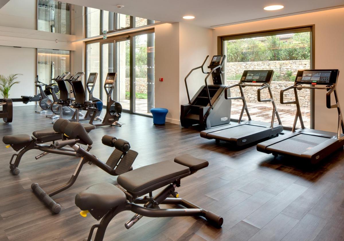 Salle ou équipements de sports de l'établissement Domaine du Mas De Pierre