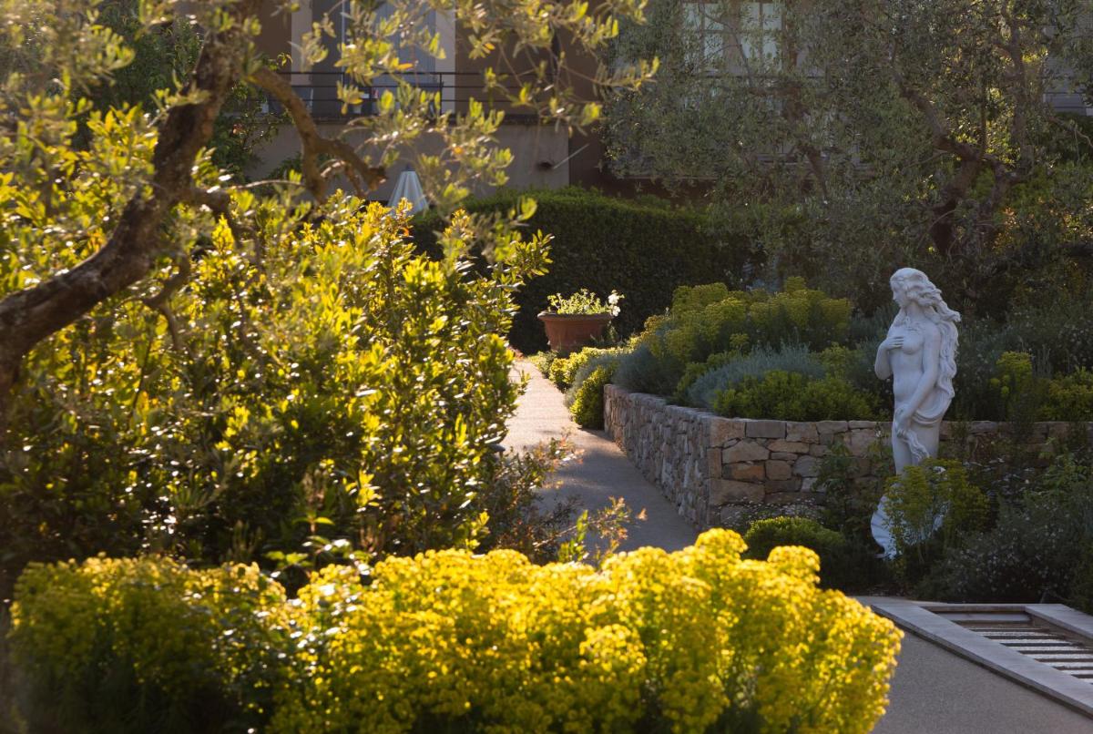Jardin de l'établissement Domaine du Mas De Pierre
