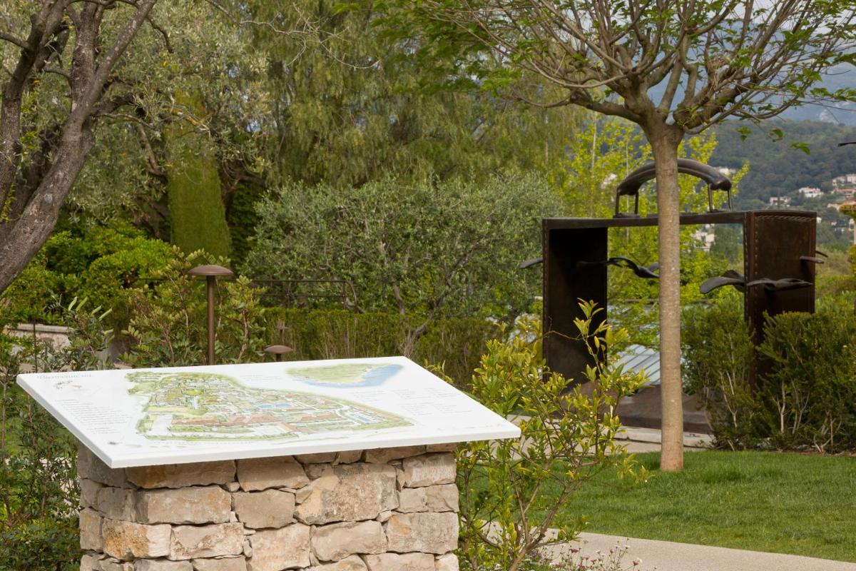 Jardin de l'établissement Domaine du Mas De Pierre