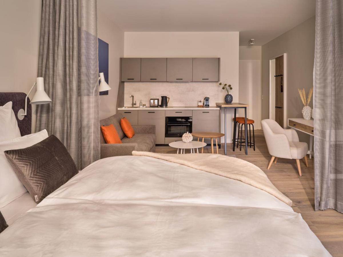Ein Bett oder Betten in einem Zimmer der Unterkunft the breeze