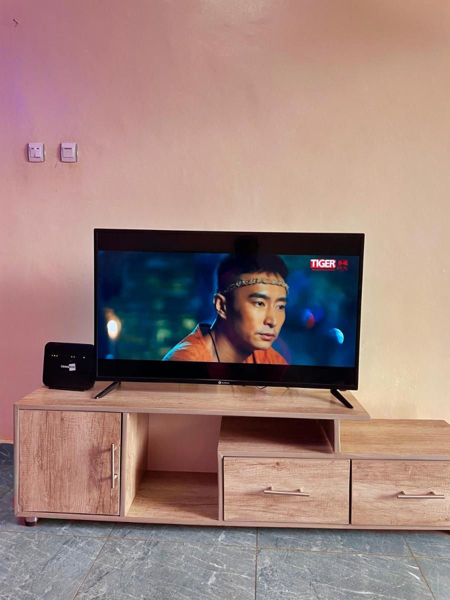 Suitetrails - ZEO Airbnb - Cheap Apartment in Kigali
