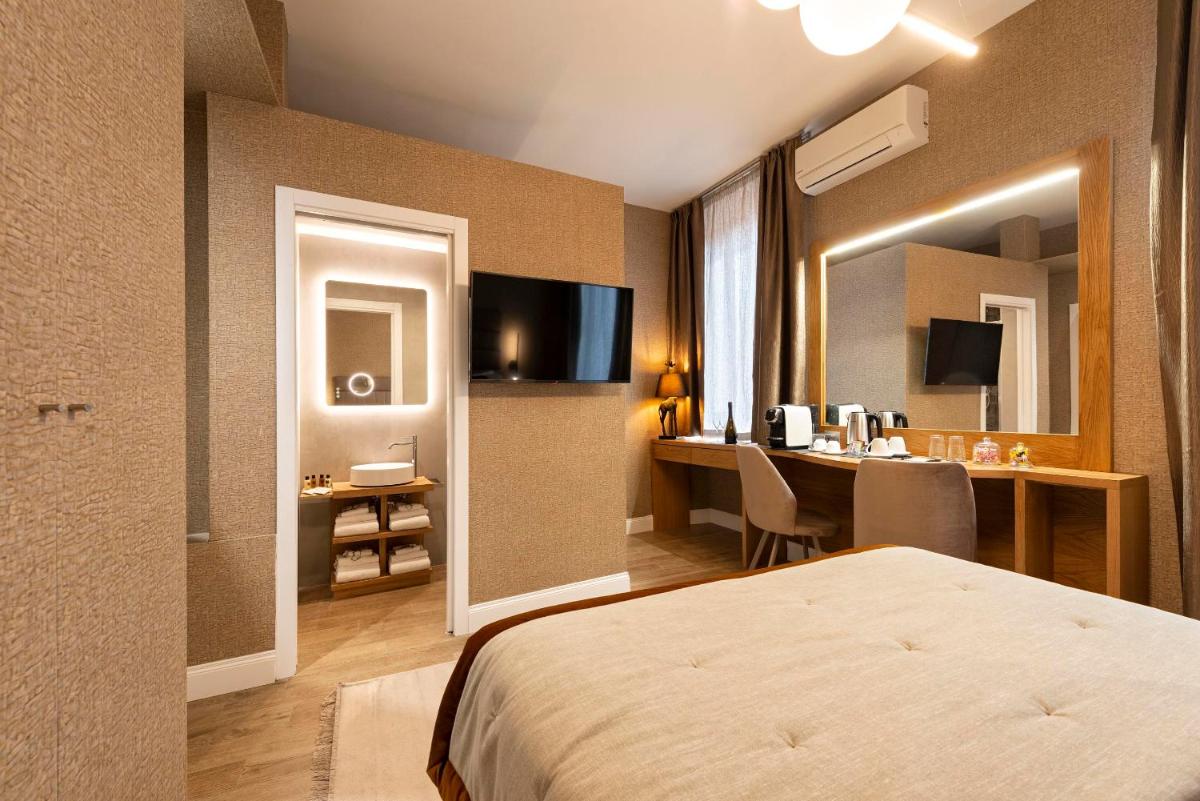 Royal Rooms Corso - Housity