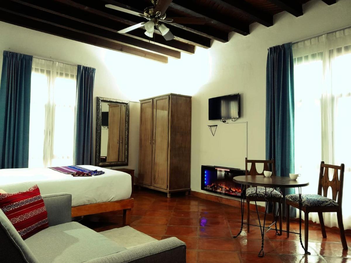 Hotel La Lejona - Housity