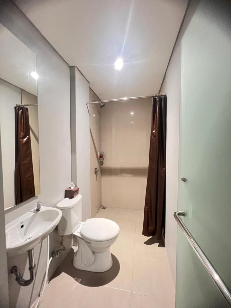 Sleep Studio Hotel City Center Surabaya - Housity