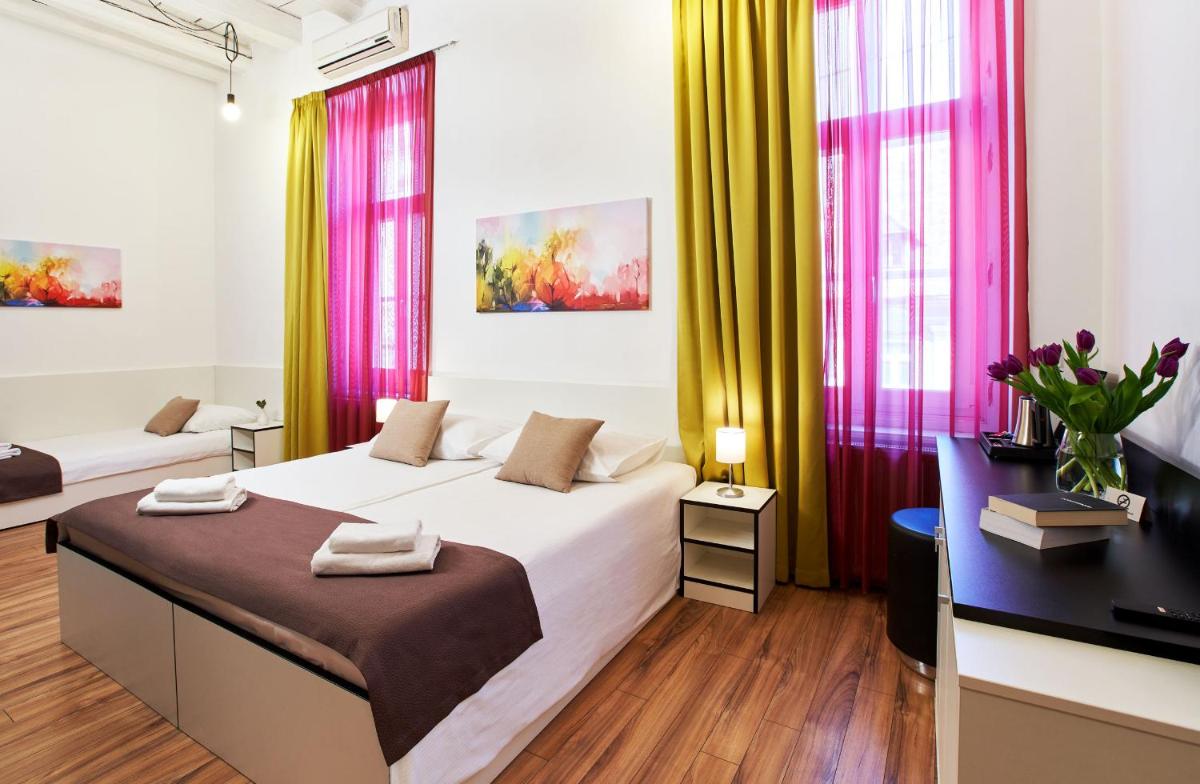 Suitetrails - Art Hotel Like