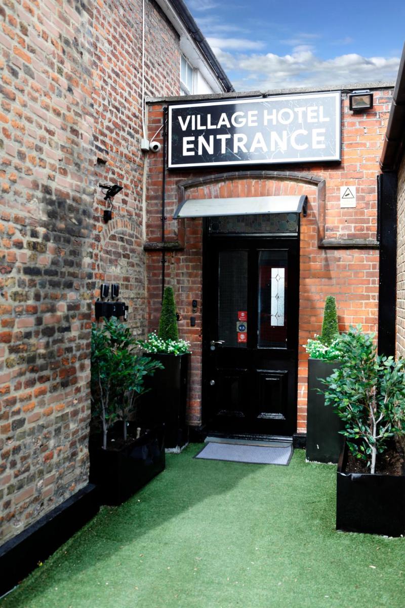 Bexley Village Hotel - Housity