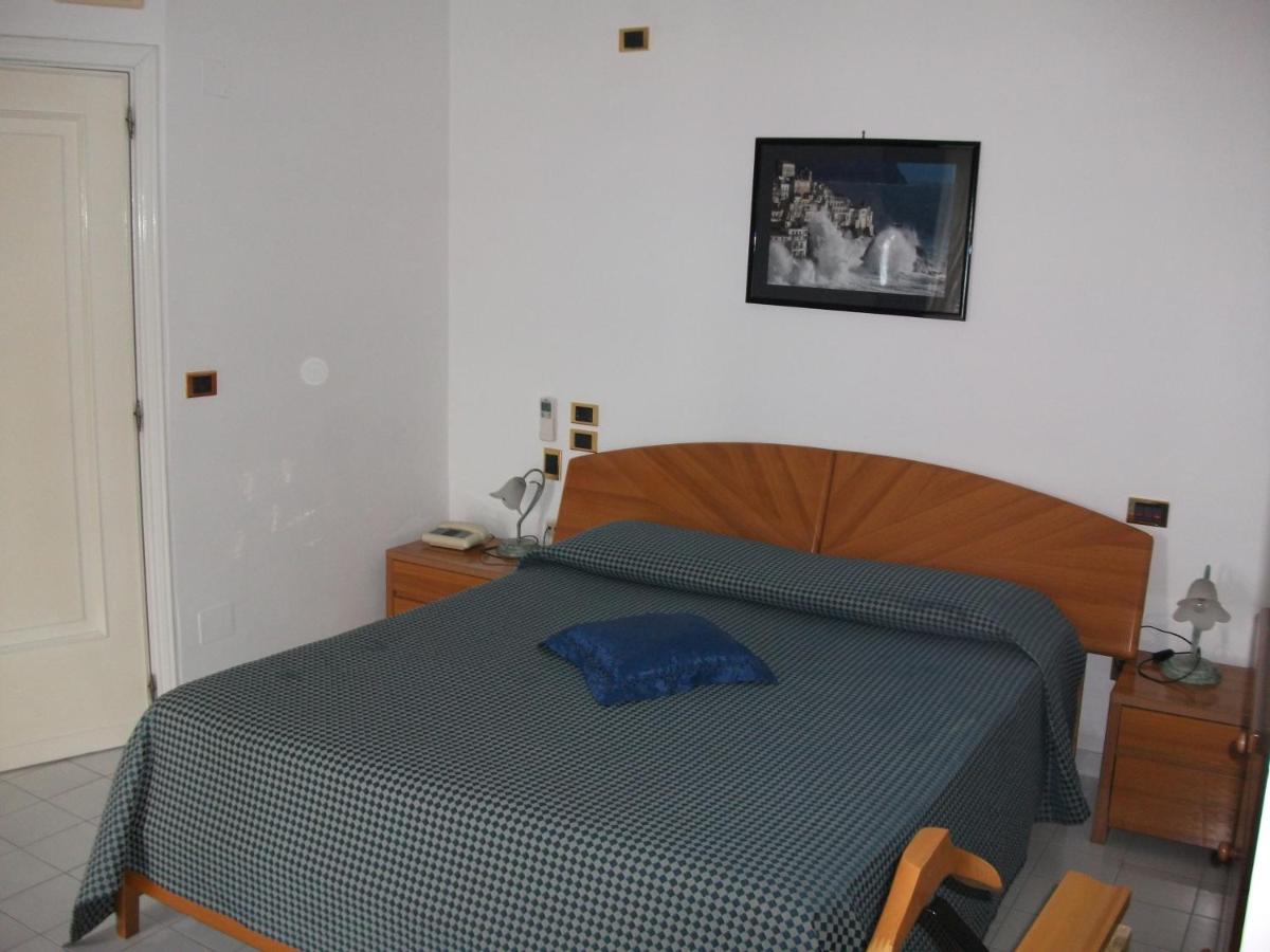Holidays Baia D'Amalfi - Housity