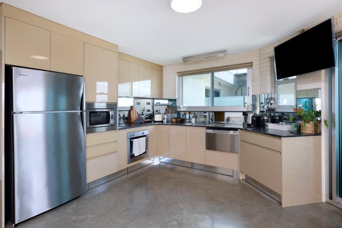 Sandon Point Coastal Abode - Housity