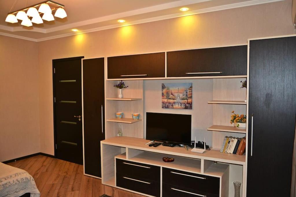 Suitetrails - Cozy Apartment in Tbilisi