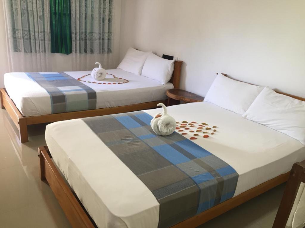 Shan Guest and Restaurant Nilaveli - Hizvo