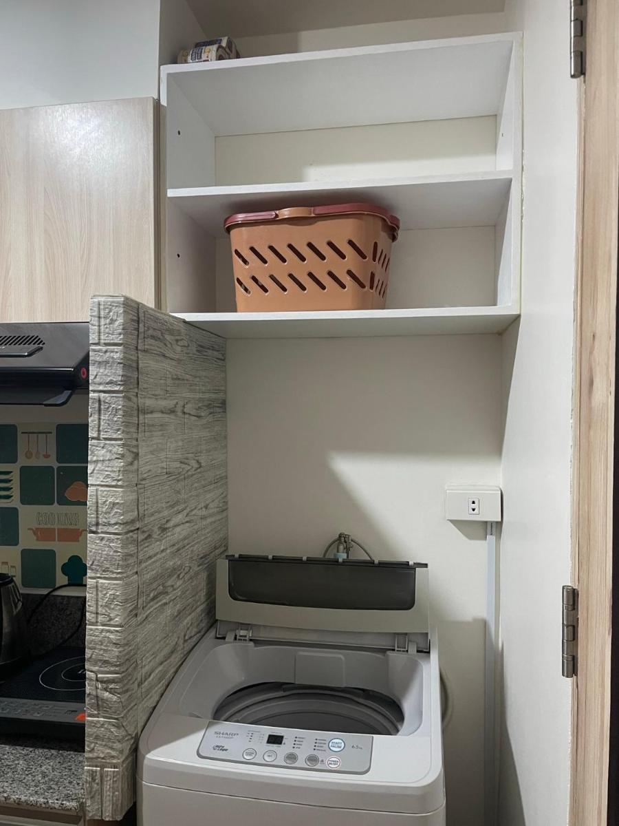 Suitetrails - INSPIRIA 1803 Studio Unit with Balcony beside Abreeza Mall Davao