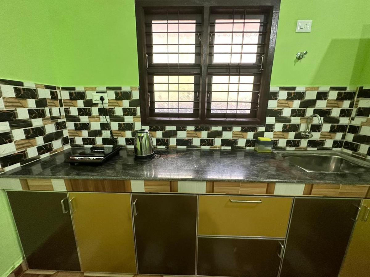 ISHRA SERVICE APARTMENTS - Housity