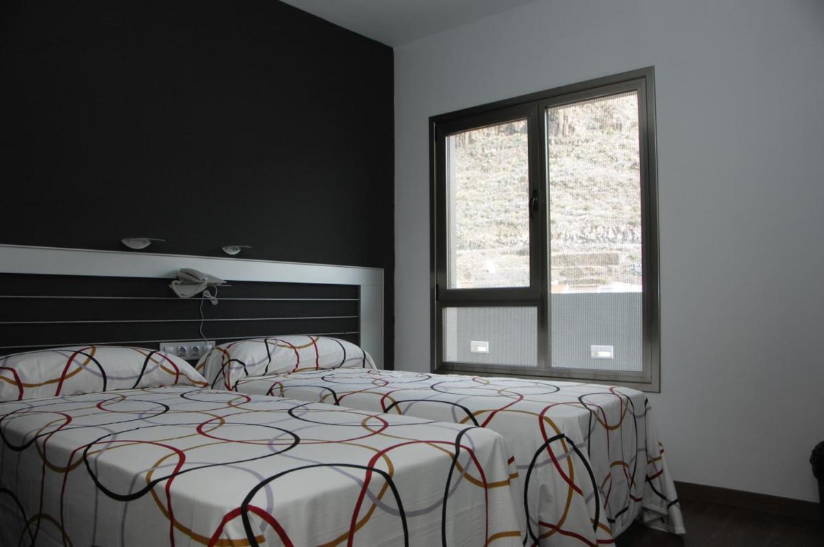 Hotel La Colombina - Housity