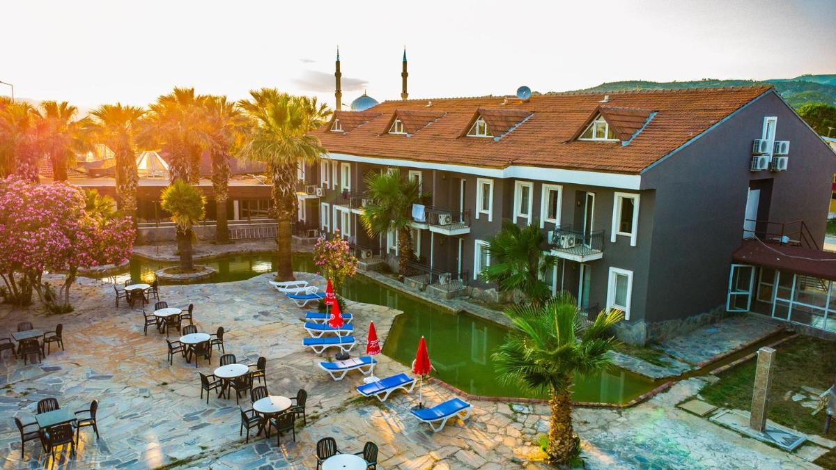 Larina Thermal Resort&Spa - Housity