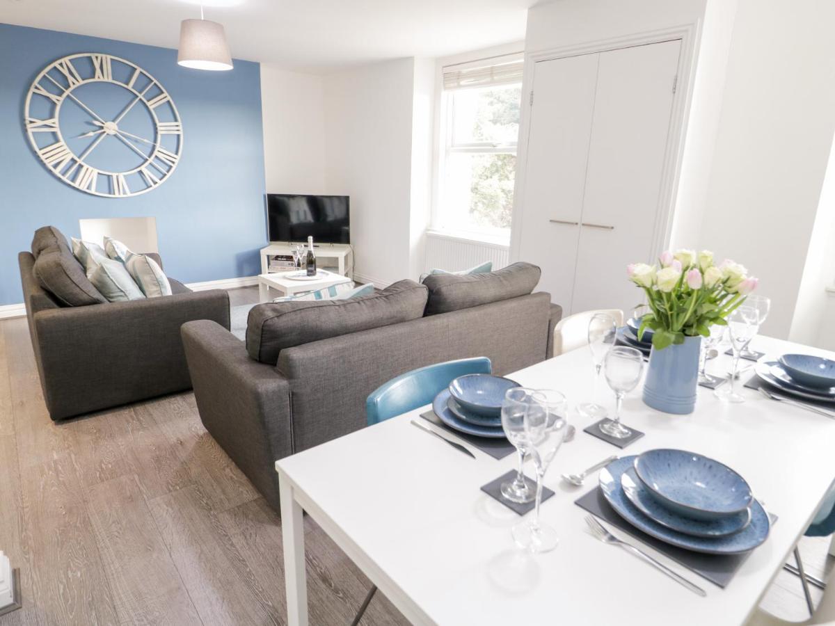 Apartment 6 - Housity