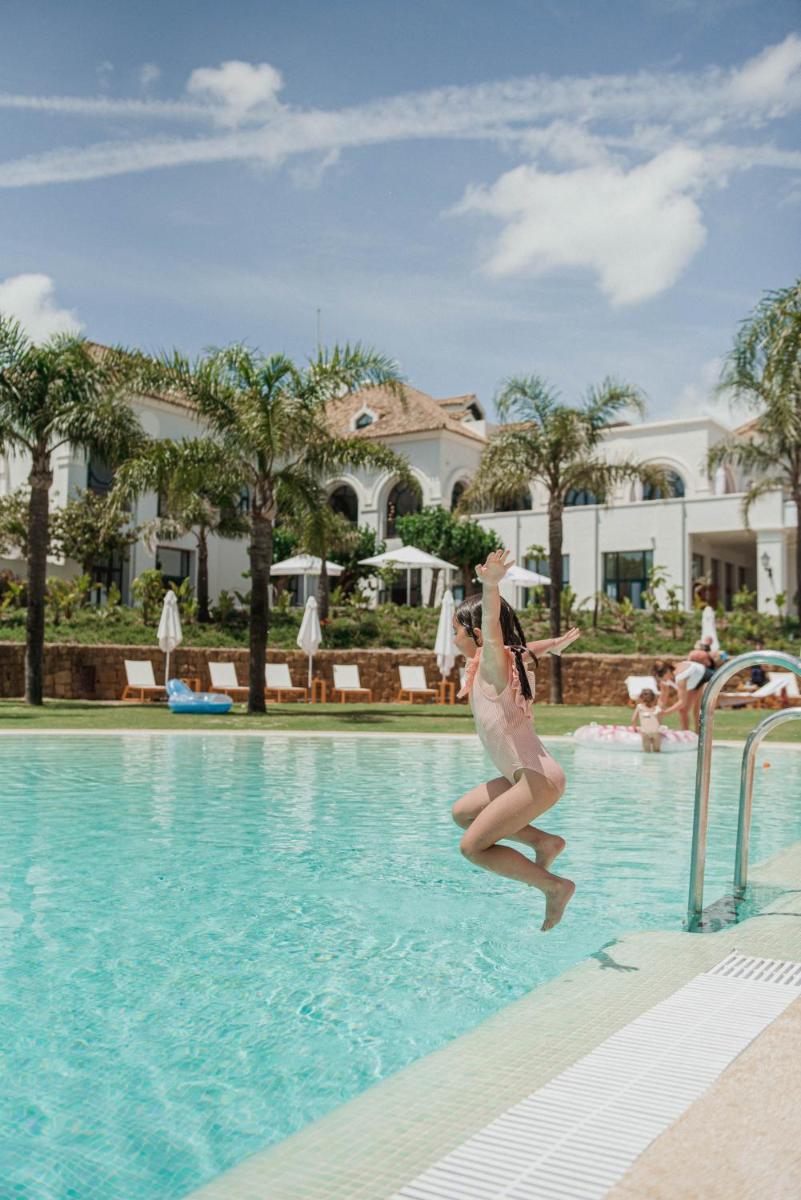 Piscina en o cerca de SO/ Sotogrande Spa & Golf Resort Hotel