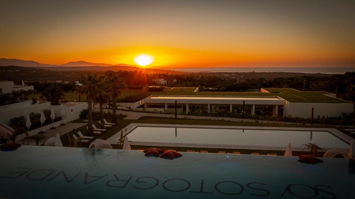 Amanecer o atardecer desde el hotel o alrededores