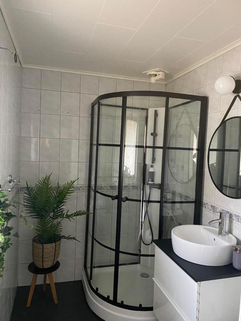 Stuga med tre sovrum - Housity