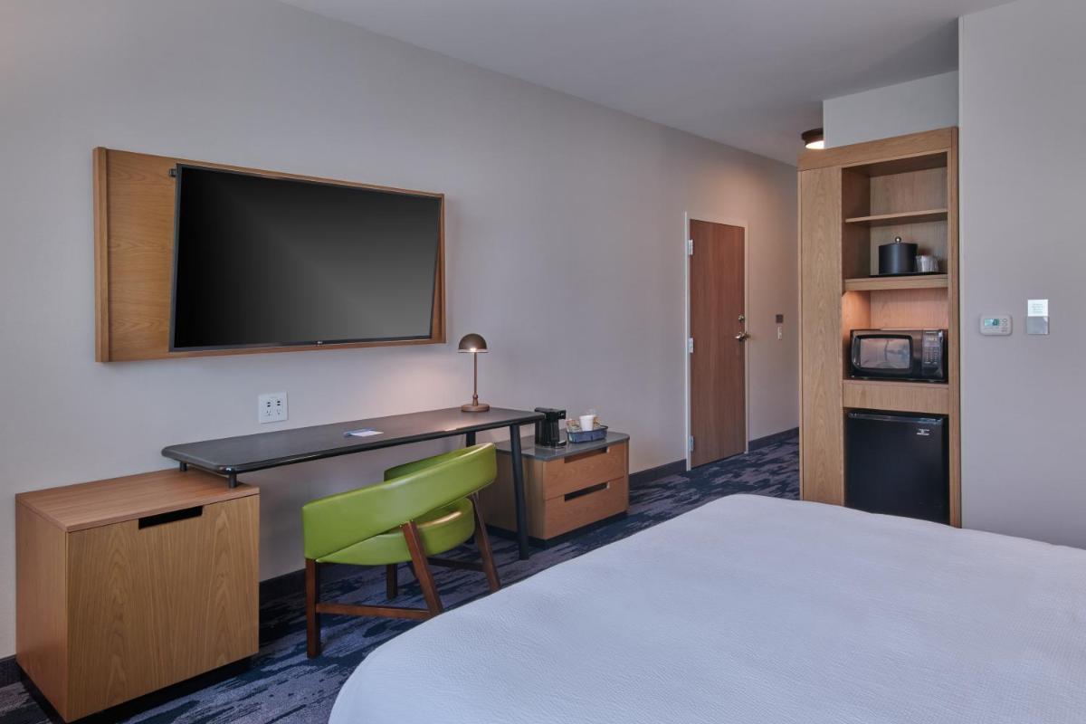 Fairfield Inn & Suites by Marriott Chicago O'Hare - Housity
